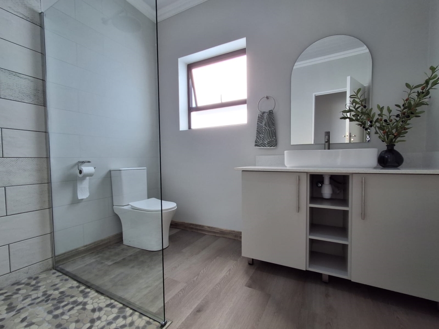 3 Bedroom Property for Sale in Stilbaai Wes Western Cape